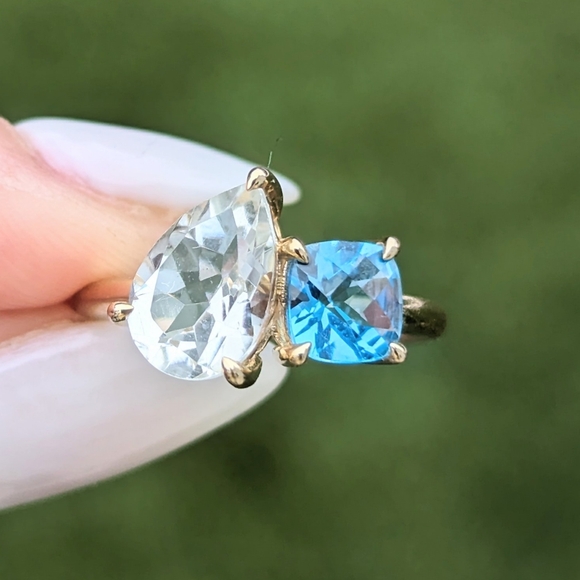 14k yellow gold two stone pear and cushion topaz ring - Picture 2 of 8